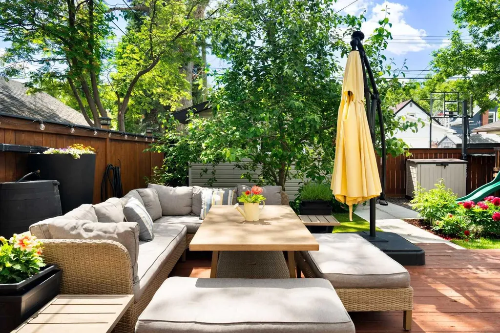 521 10 Avenue NE Calgary AB T2E0X7