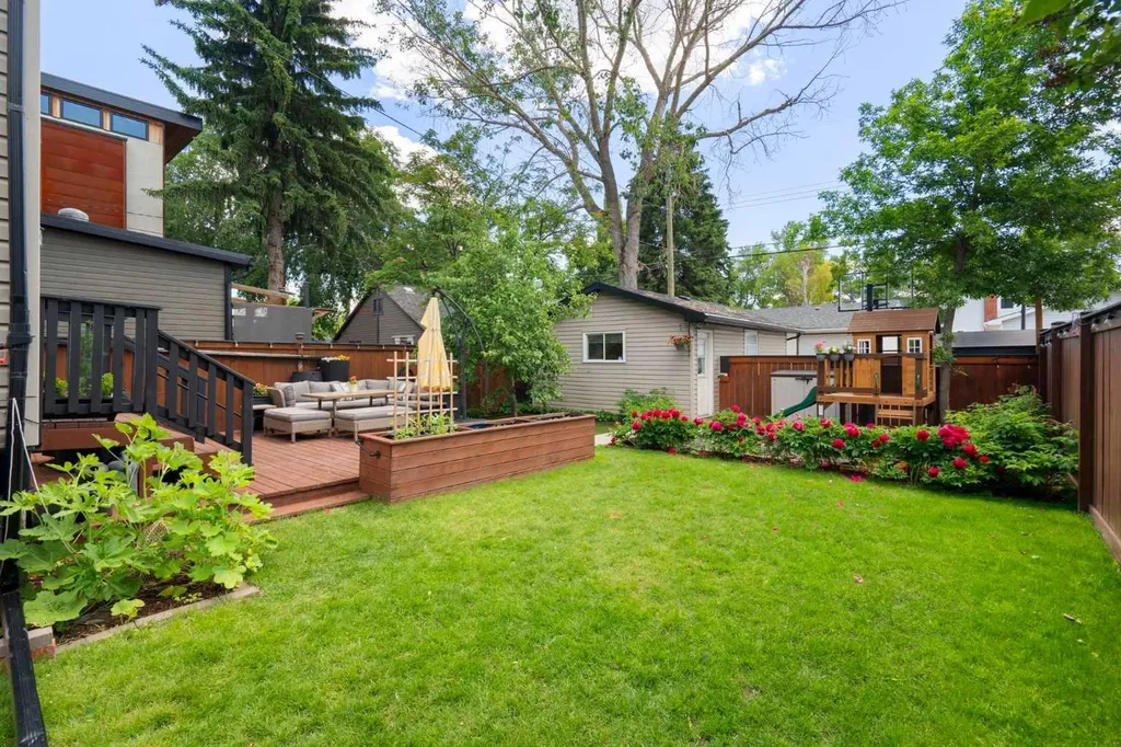 521 10 Avenue NE Calgary AB T2E0X7