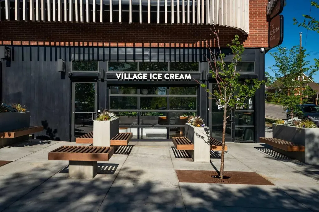 521 10 Avenue NE Calgary AB T2E0X7