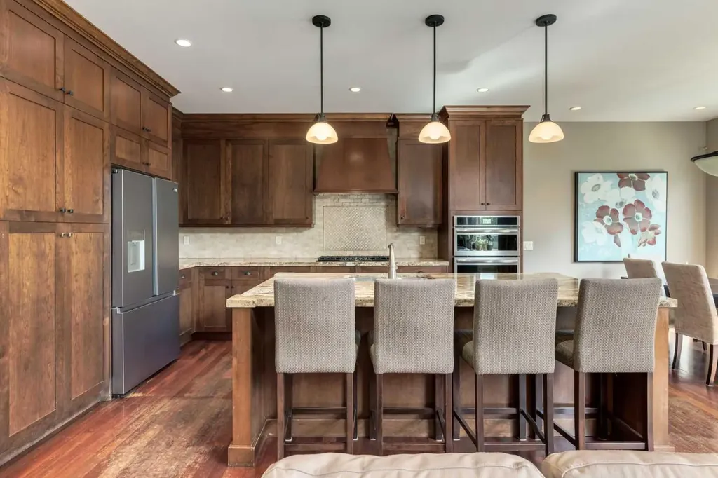 4712 Chapel Road NW Calgary AB T2L 1A6