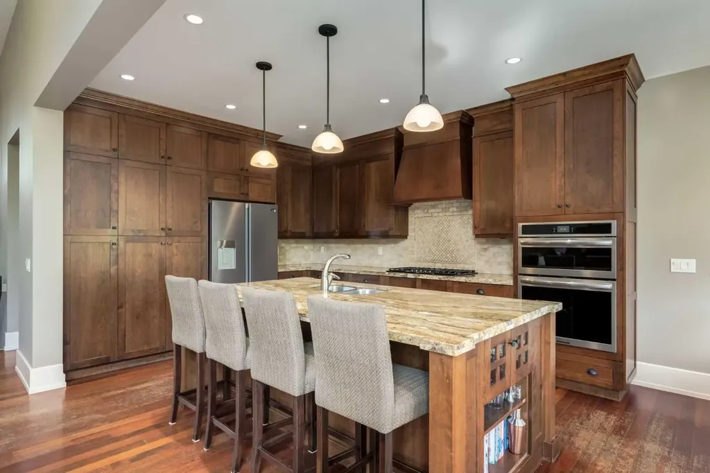 4712 Chapel Road NW Calgary AB T2L 1A6