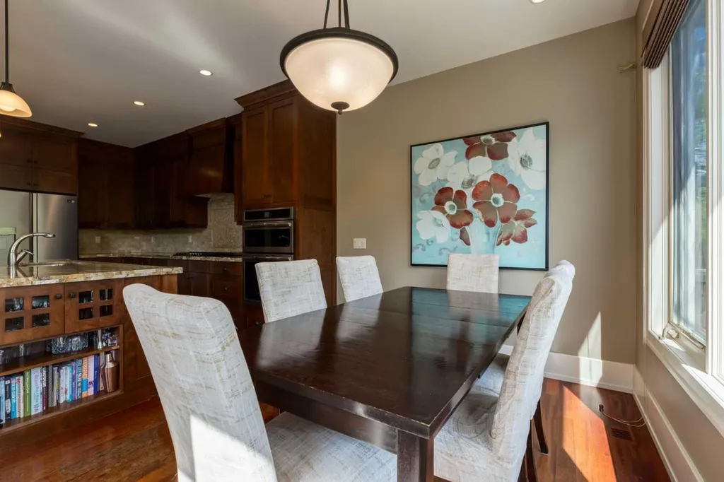 4712 Chapel Road NW Calgary AB T2L 1A6