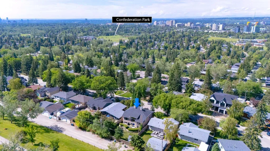 4712 Chapel Road NW Calgary AB T2L 1A6