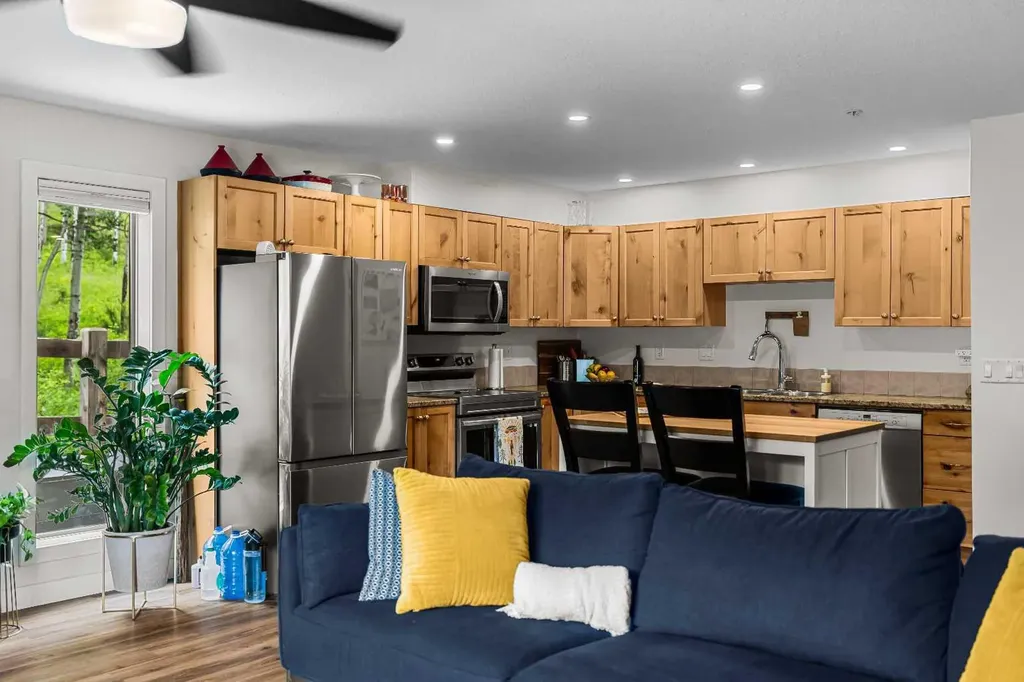 300 Palliser Lane Canmore AB T1W 0H5
