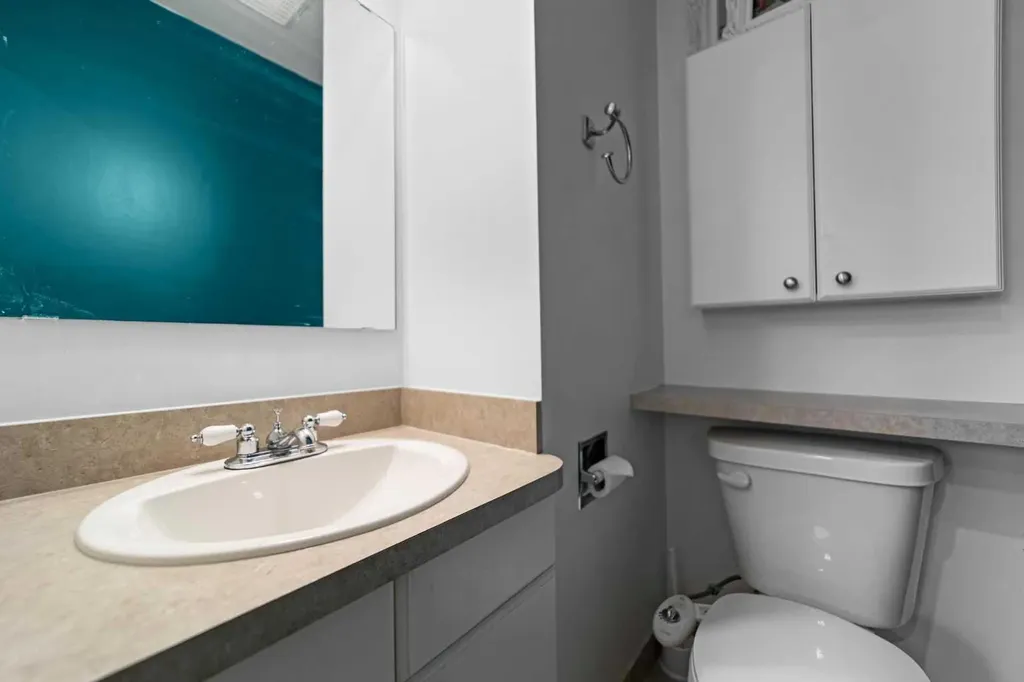 3609 A 66a Street Camrose AB T4V3H4
