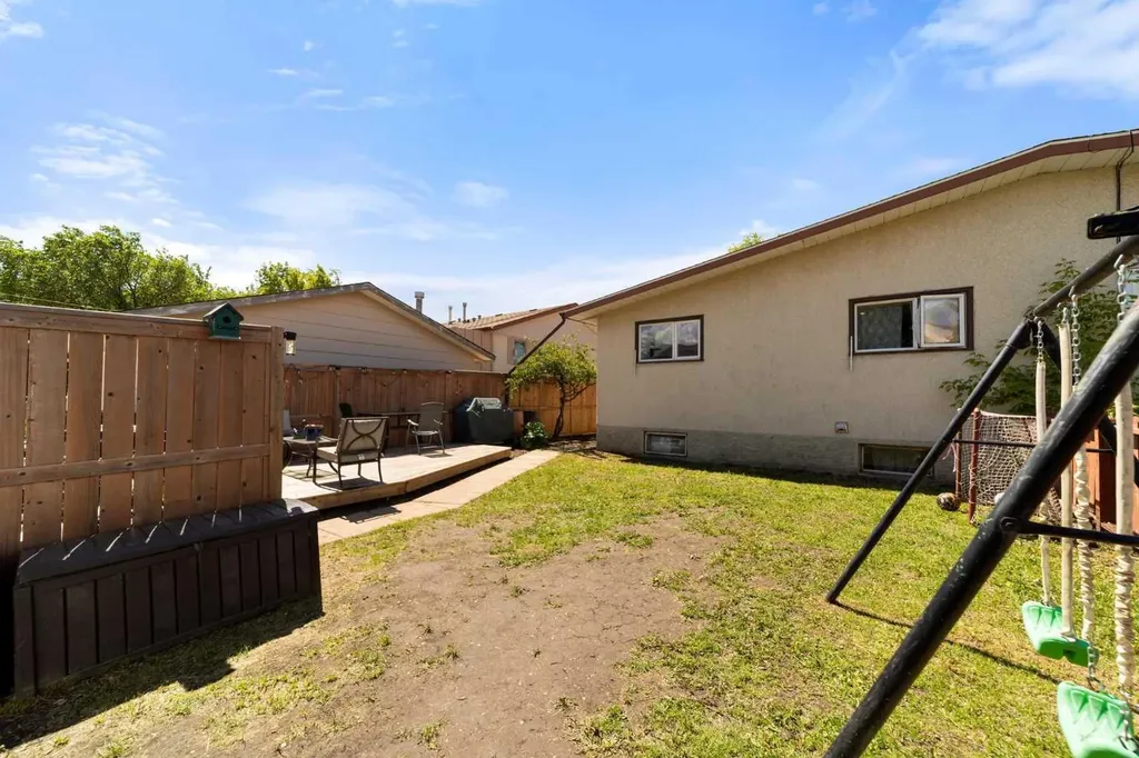 3609 A 66a Street Camrose AB T4V3H4