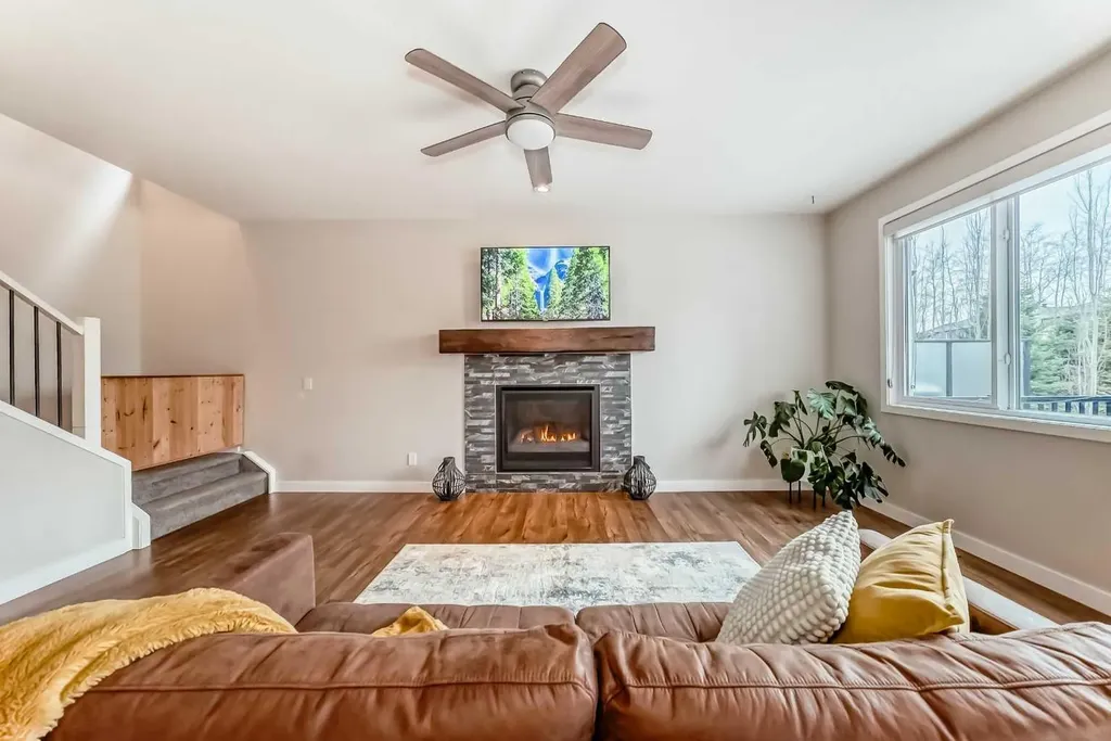 99 Legacy Glen Terrace SE Calgary AB T2X 3Z1