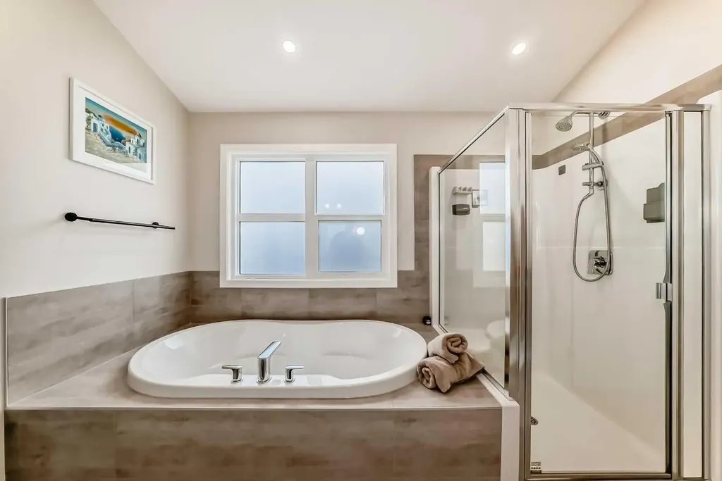 99 Legacy Glen Terrace SE Calgary AB T2X 3Z1