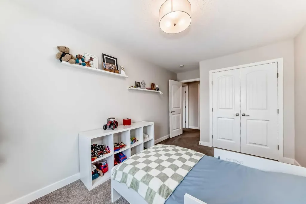 99 Legacy Glen Terrace SE Calgary AB T2X 3Z1