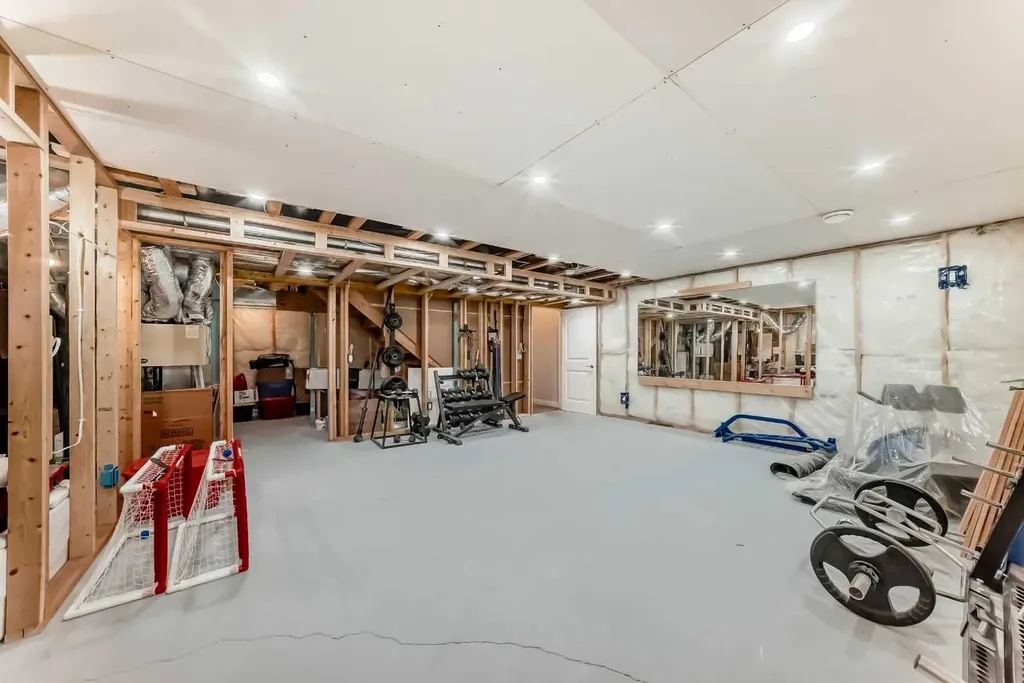 99 Legacy Glen Terrace SE Calgary AB T2X 3Z1