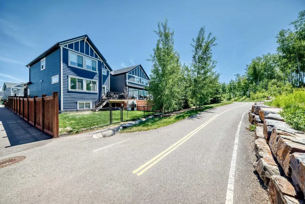 99 Legacy Glen Terrace SE Calgary AB T2X 3Z1