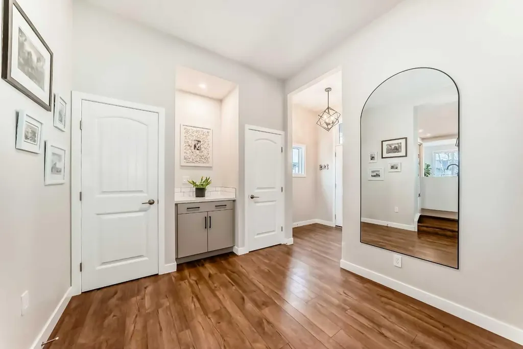 99 Legacy Glen Terrace SE Calgary AB T2X 3Z1