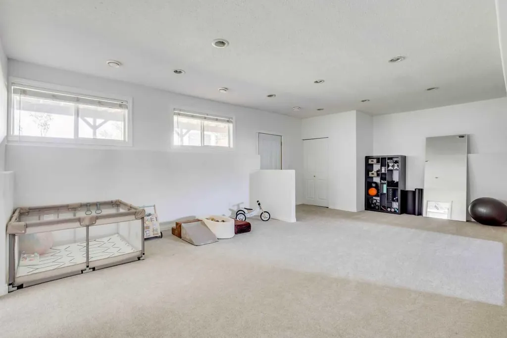 176 Burton Place Fort Mcmurray AB T9K 1V4