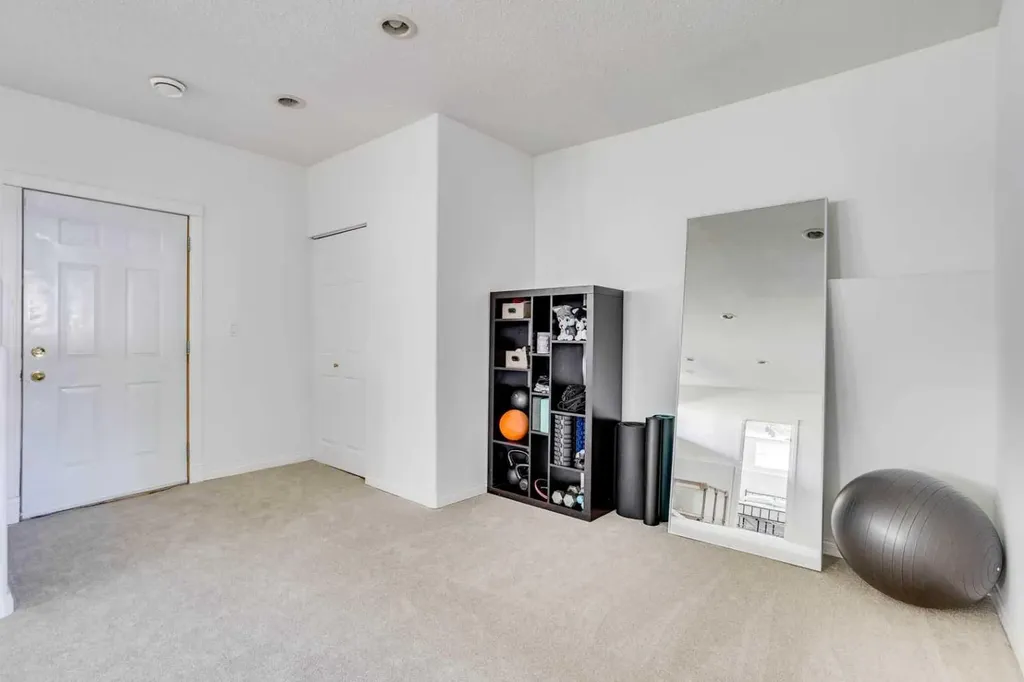 176 Burton Place Fort Mcmurray AB T9K 1V4