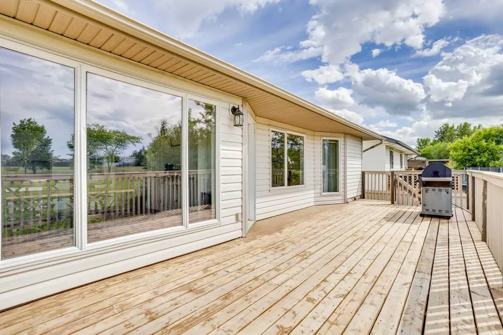 176 Burton Place Fort Mcmurray AB T9K 1V4