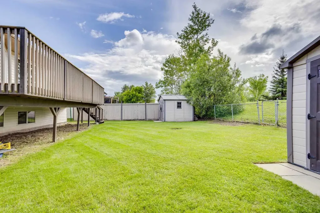 176 Burton Place Fort Mcmurray AB T9K 1V4