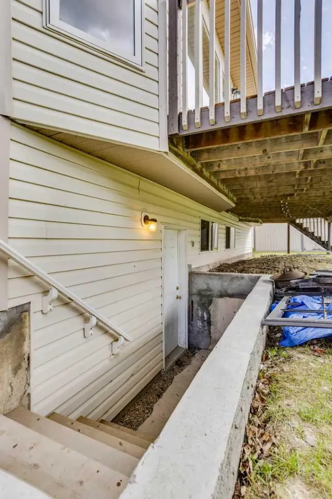 176 Burton Place Fort Mcmurray AB T9K 1V4