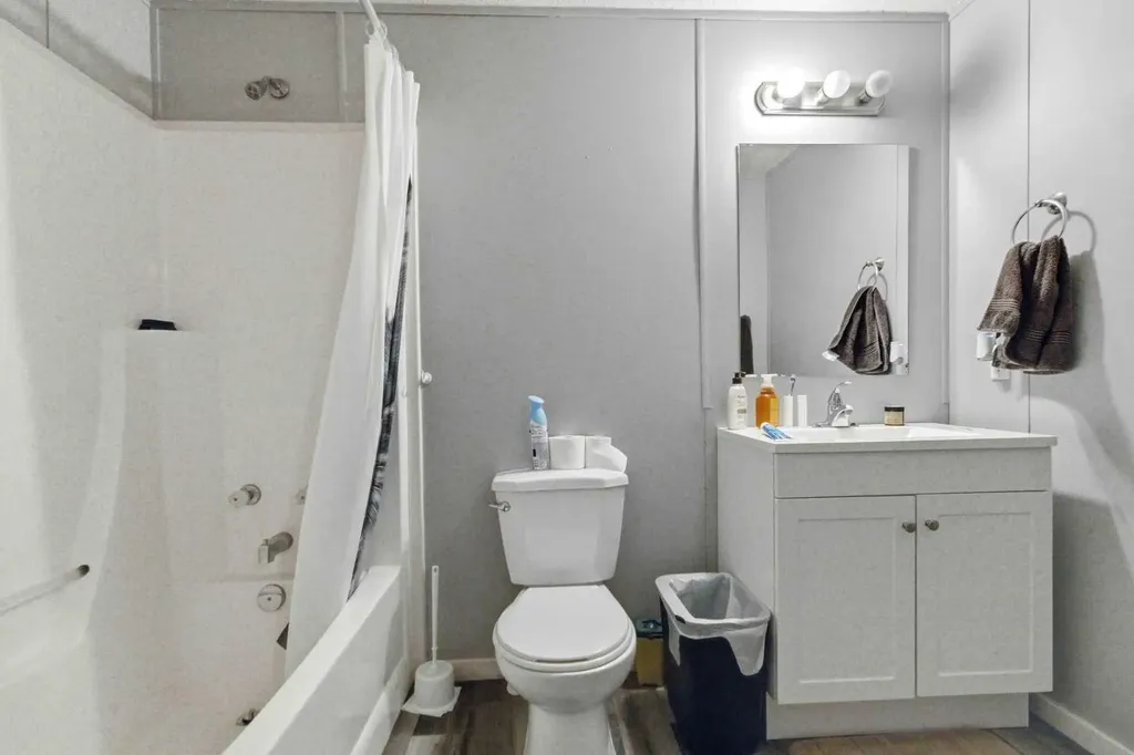 329 Greenwich Lane Fort Mcmurray AB T9H 3X6