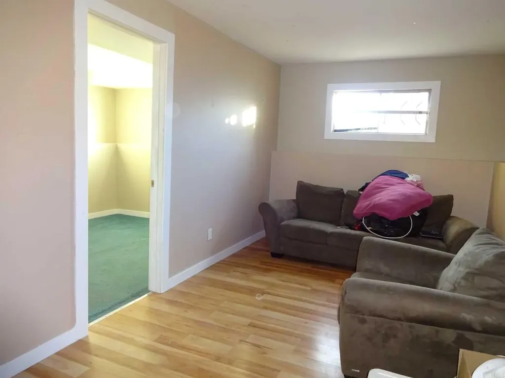 250 Falmere Way NE Calgary AB t3j2x6
