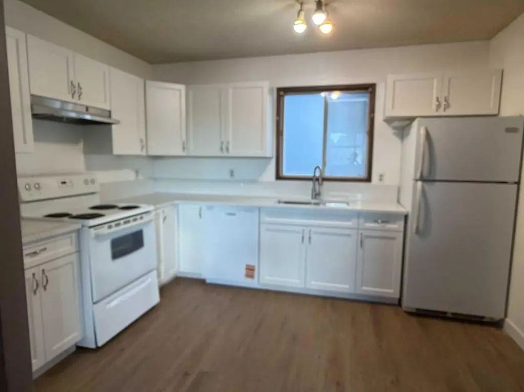 250 Falmere Way NE Calgary AB t3j2x6