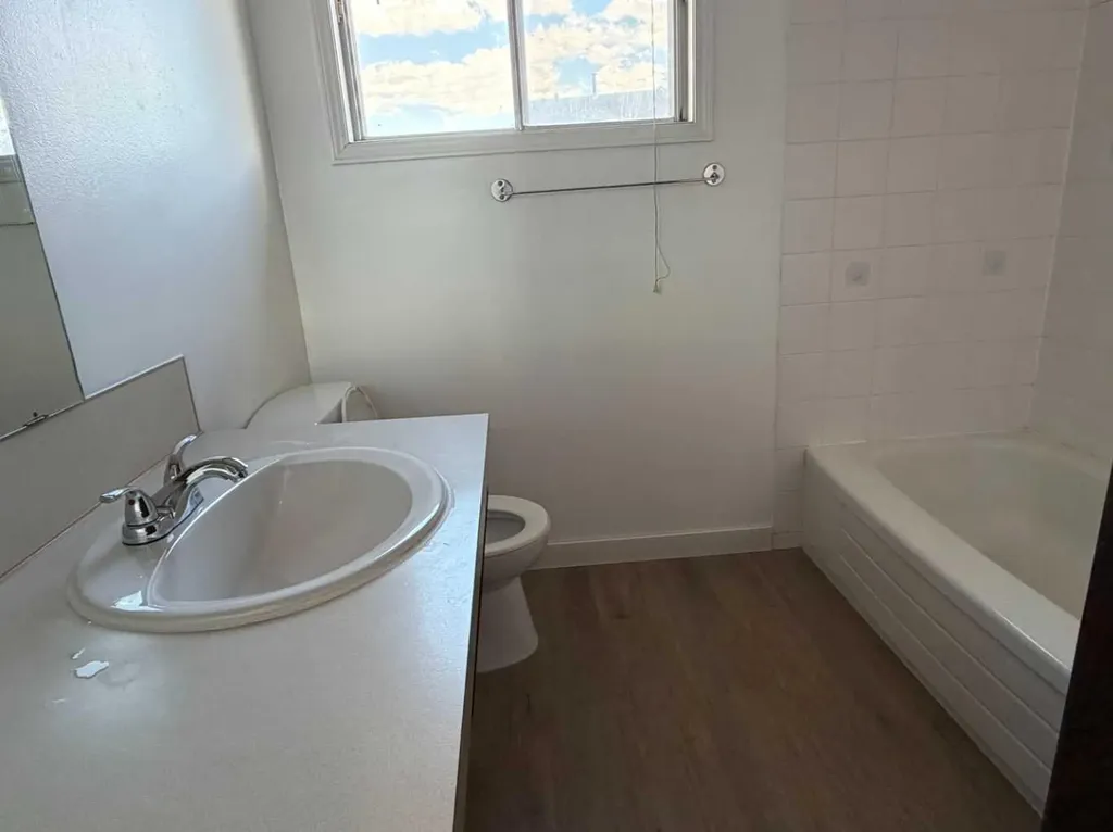 250 Falmere Way NE Calgary AB t3j2x6