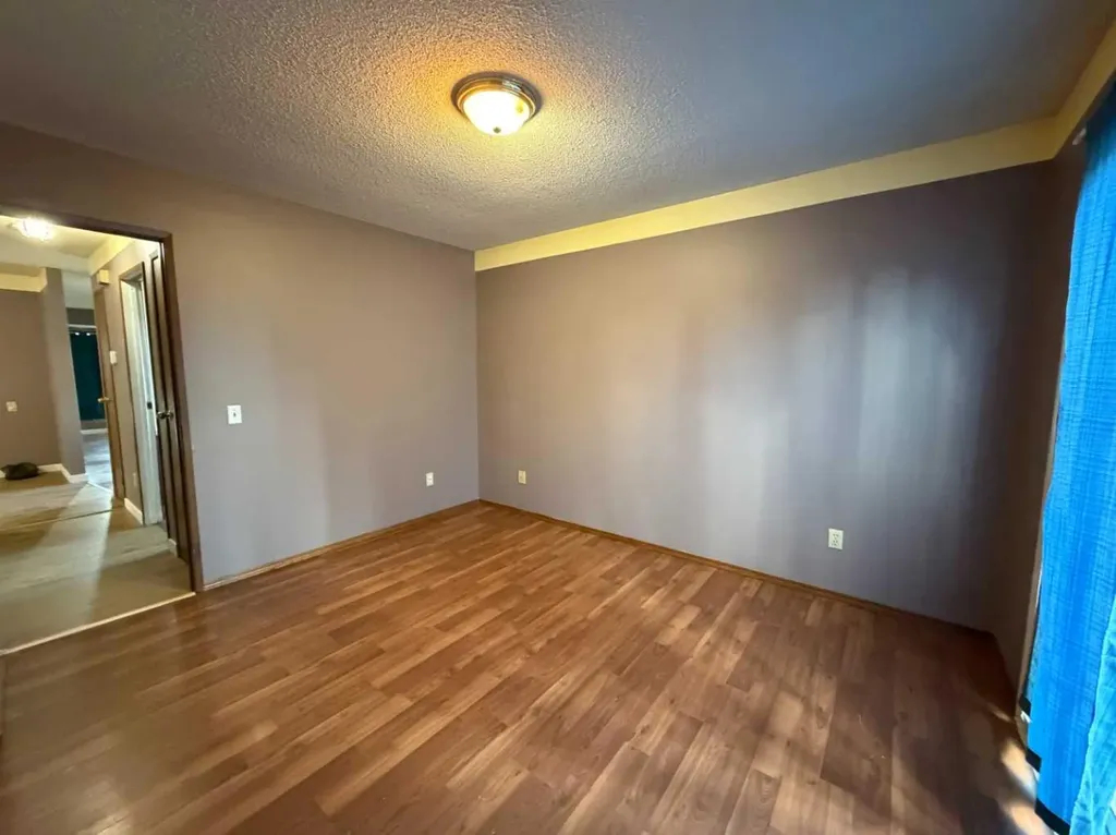 250 Falmere Way NE Calgary AB t3j2x6