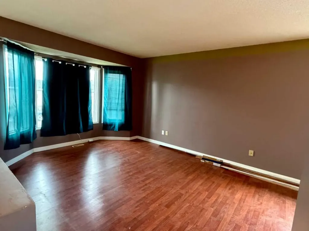 250 Falmere Way NE Calgary AB t3j2x6