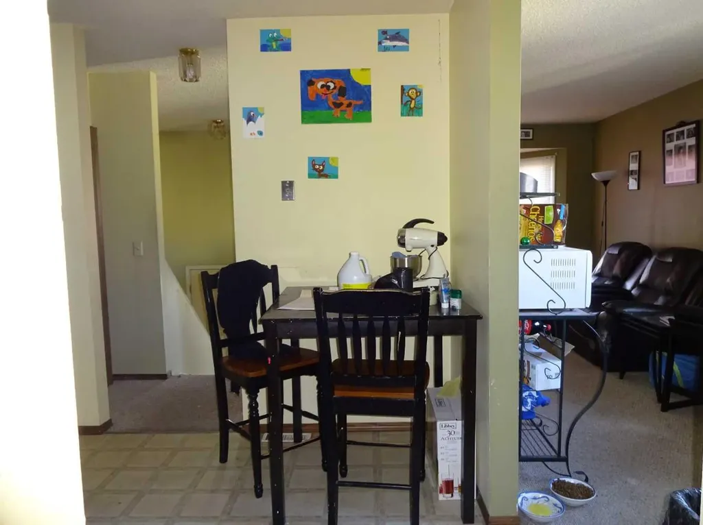 250 Falmere Way NE Calgary AB t3j2x6