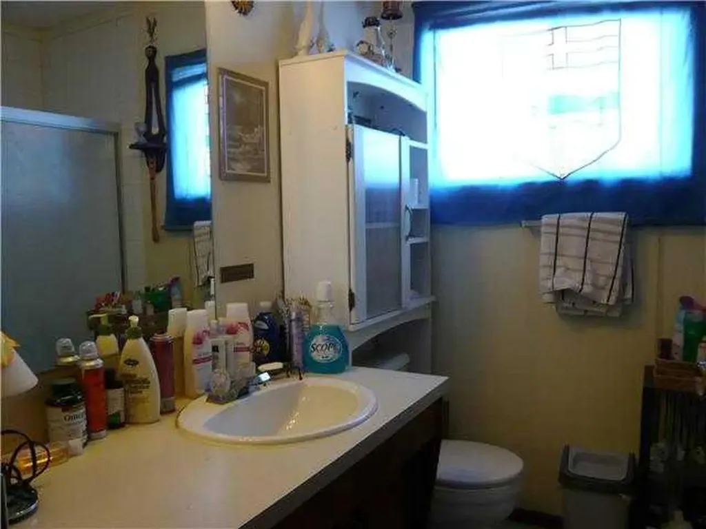 250 Falmere Way NE Calgary AB t3j2x6