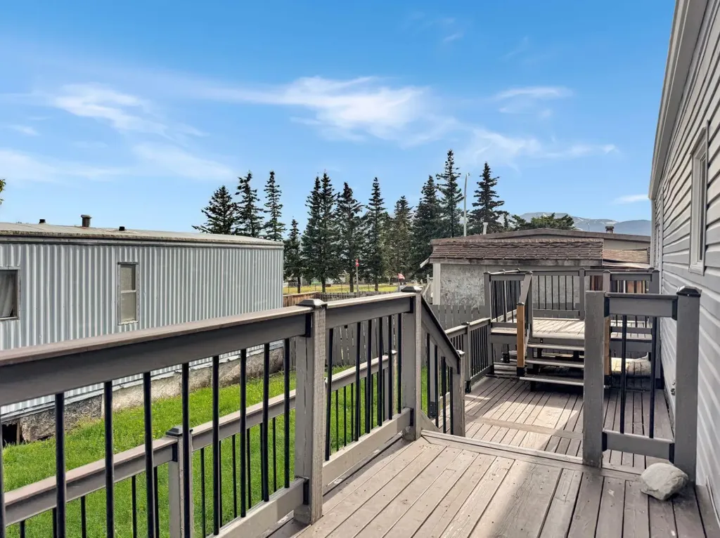 69 Shand Trailer Court Grande Cache AB T0E0Y0