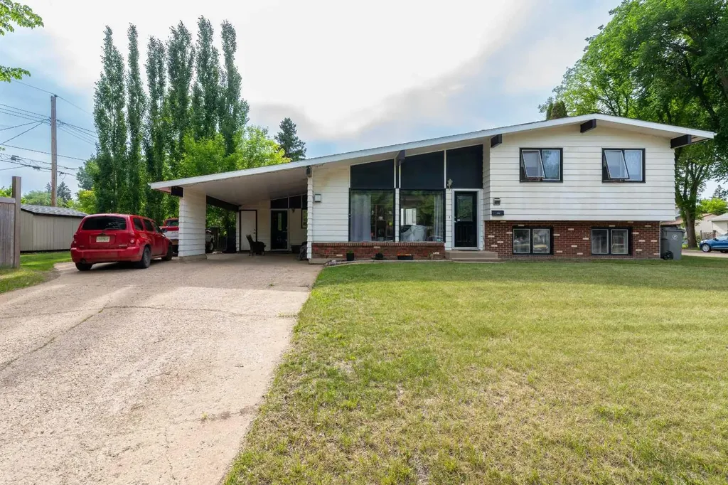 4801 40 Street Lloydminster SK S9V0C3
