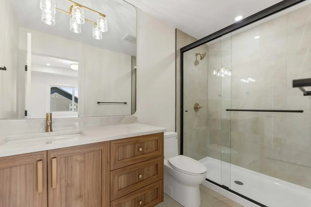 59 Walcrest View Calgary AB T2X 4G3