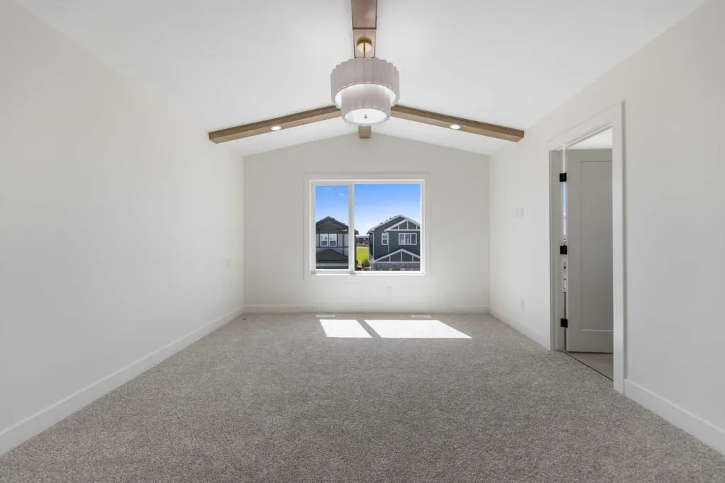 59 Walcrest View Calgary AB T2X 4G3