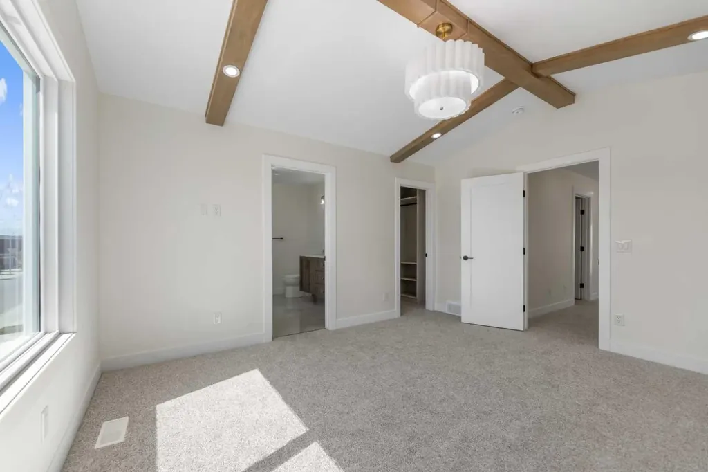 59 Walcrest View Calgary AB T2X 4G3