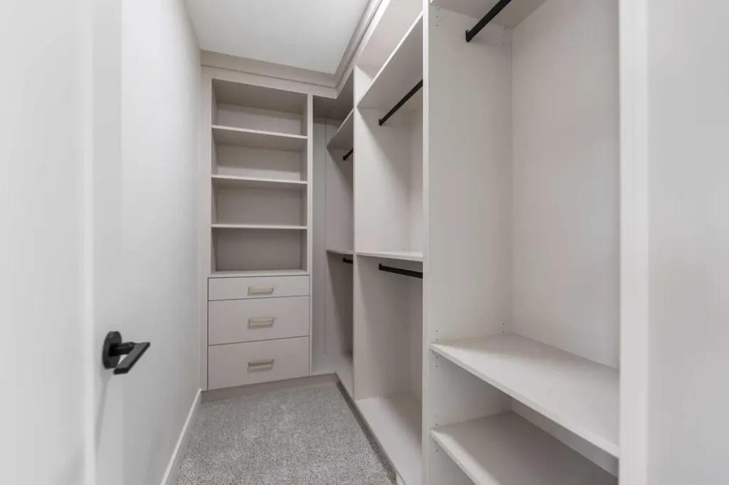59 Walcrest View Calgary AB T2X 4G3