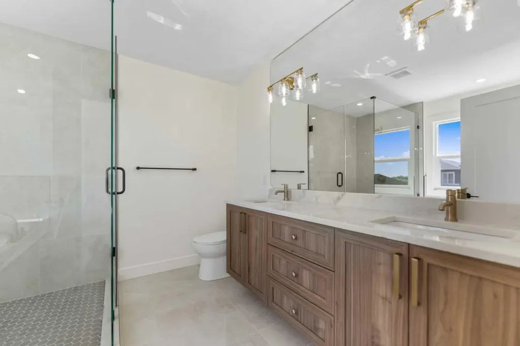 59 Walcrest View Calgary AB T2X 4G3