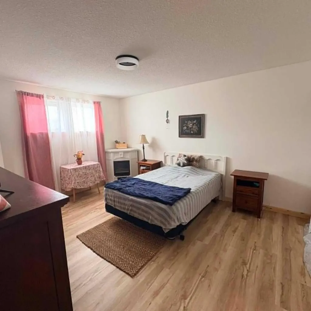 5018 Alexander Avenue Coronation AB T0C1C0