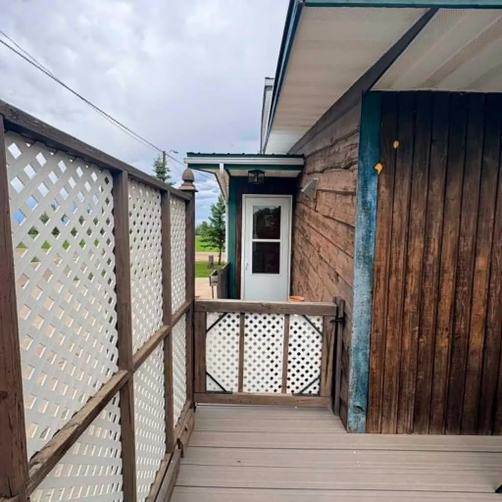 5018 Alexander Avenue Coronation AB T0C1C0