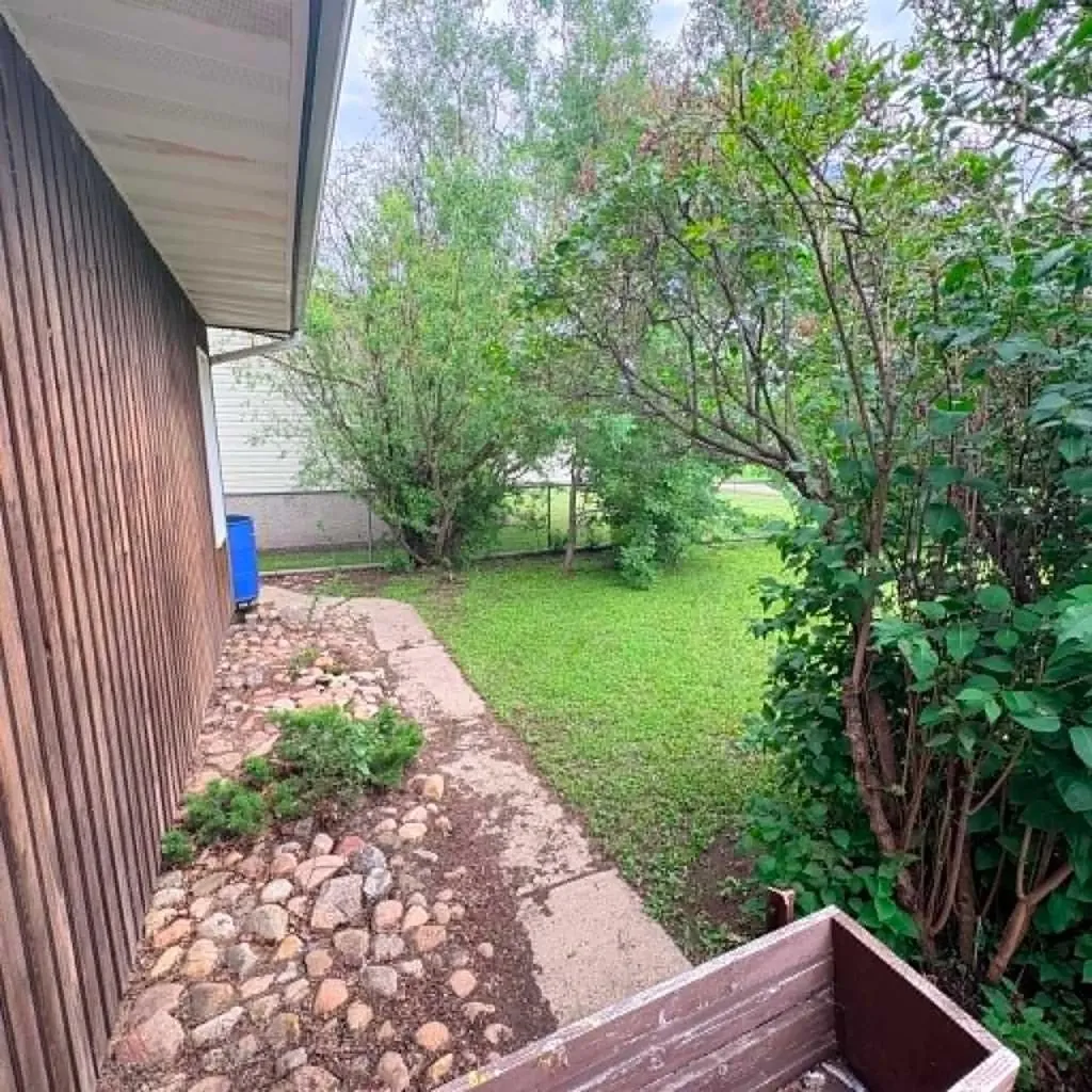 5018 Alexander Avenue Coronation AB T0C1C0