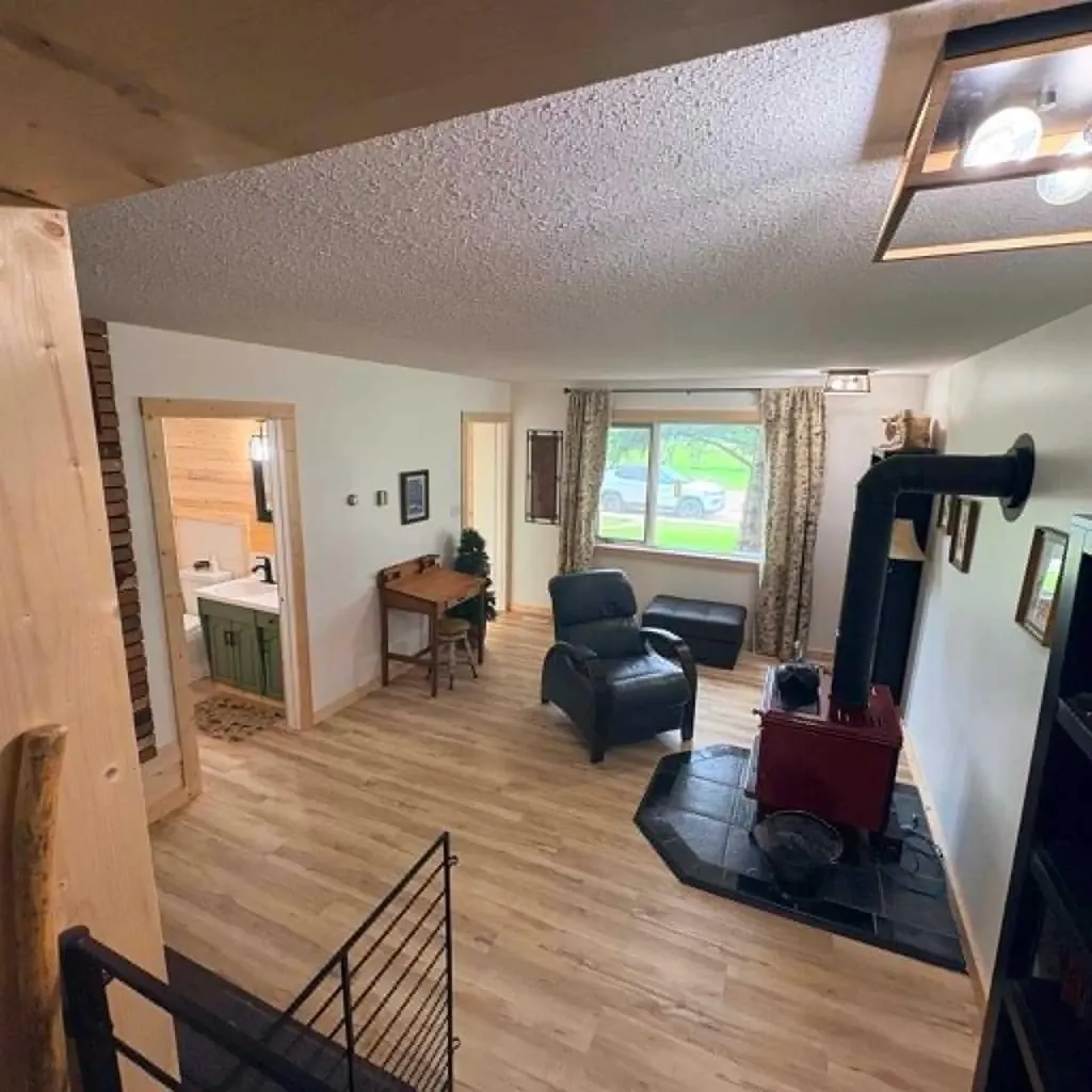 5018 Alexander Avenue Coronation AB T0C1C0