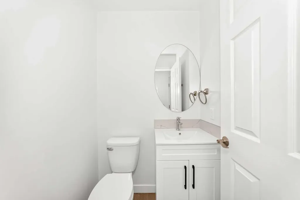 7205 4 Street NE Calgary AB T2K 5S3