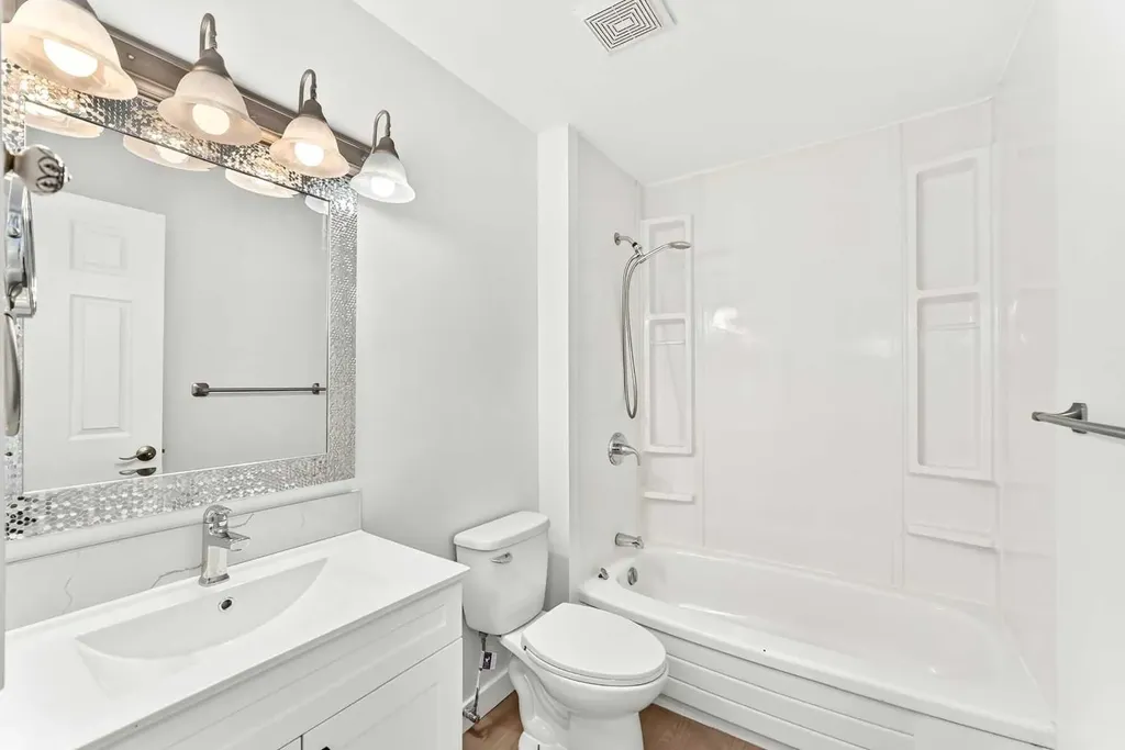 7205 4 Street NE Calgary AB T2K 5S3