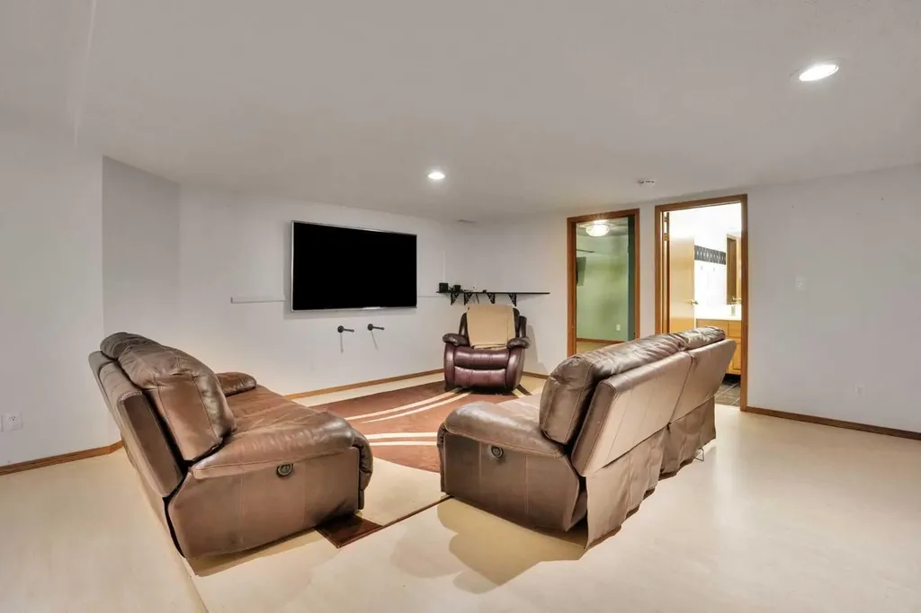 27 Elk Valley Place Rural Rocky View County AB T0L 0K0