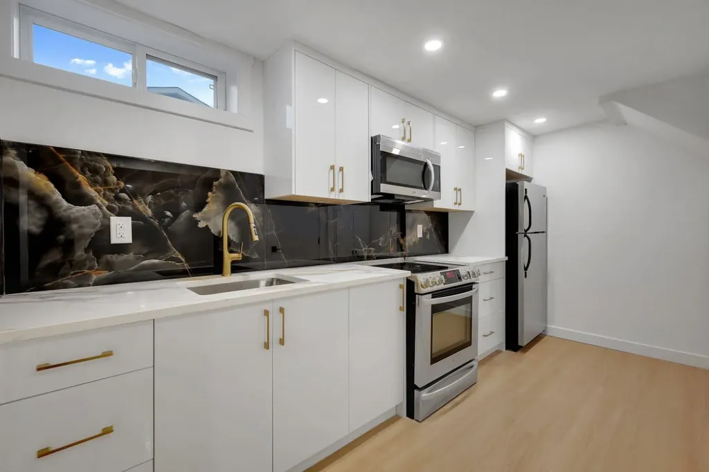1174 Abbeydale Drive NE Calgary AB T2A 6L1