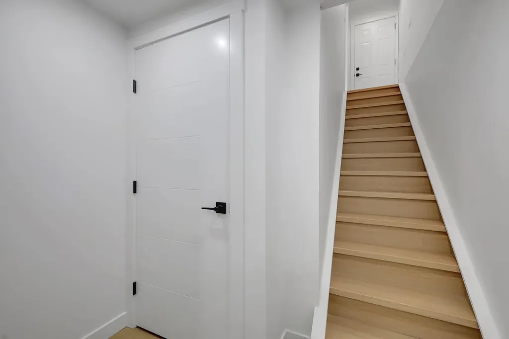 1174 Abbeydale Drive NE Calgary AB T2A 6L1