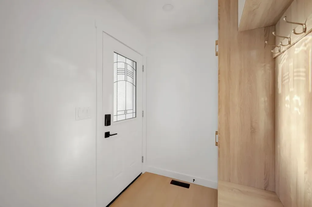 1174 Abbeydale Drive NE Calgary AB T2A 6L1