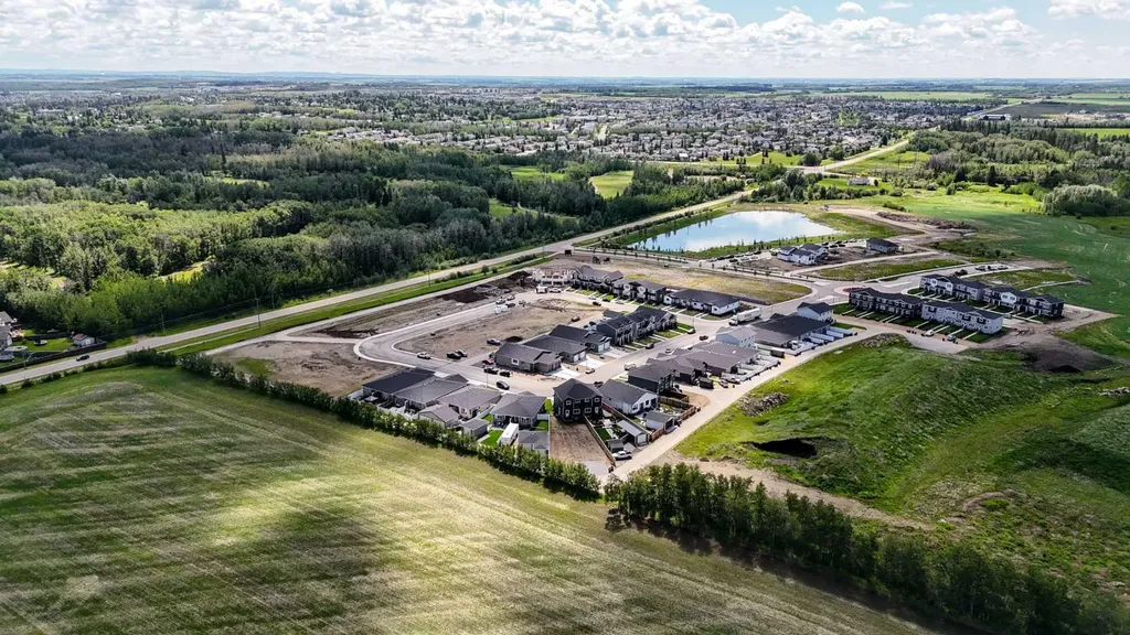 99 Gray Close Sylvan Lake AB T4S 0W4