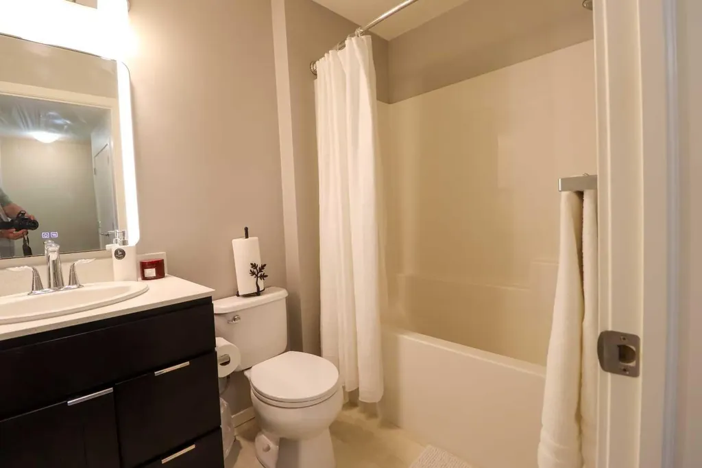 442 Highlands Boulevard W Lethbridge AB T1J5K5
