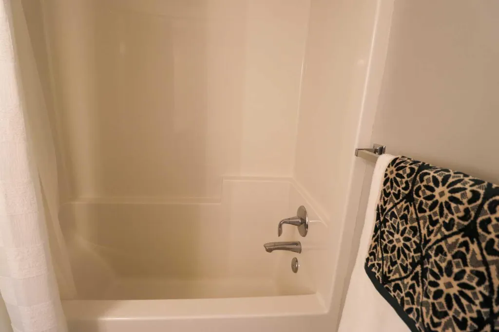 442 Highlands Boulevard W Lethbridge AB T1J5K5