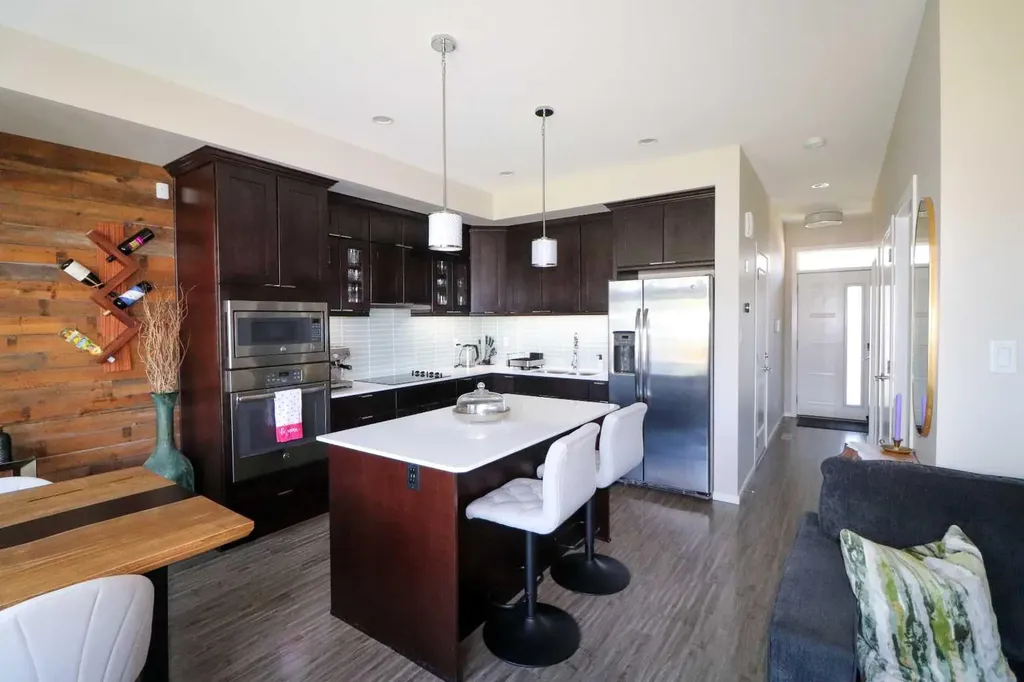 442 Highlands Boulevard W Lethbridge AB T1J5K5